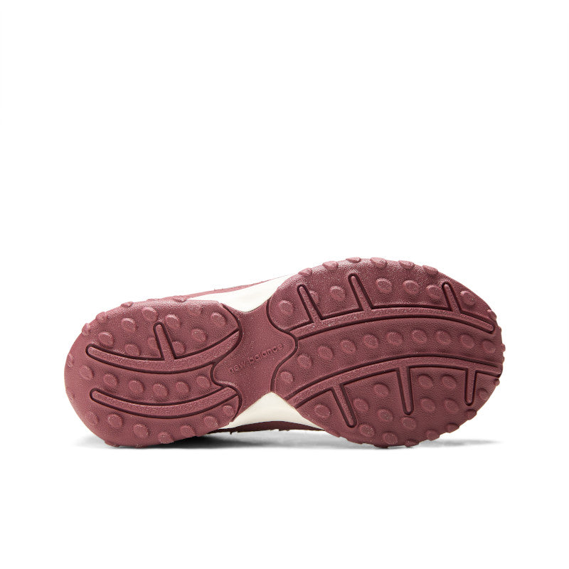 Grade School 204L Lace