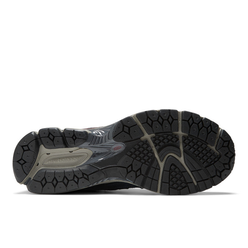 Men's 2002R