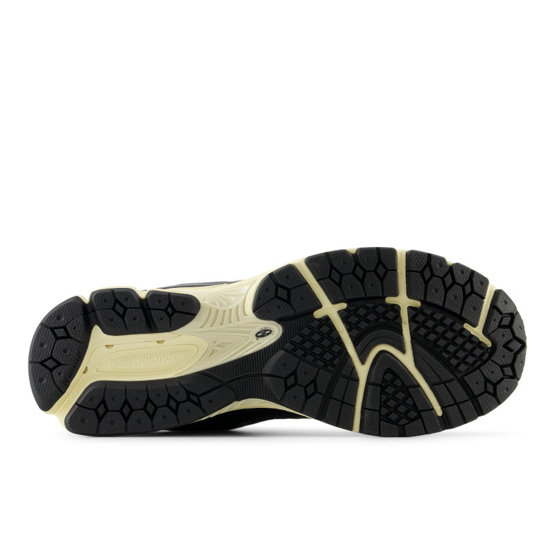 Men's 2002R