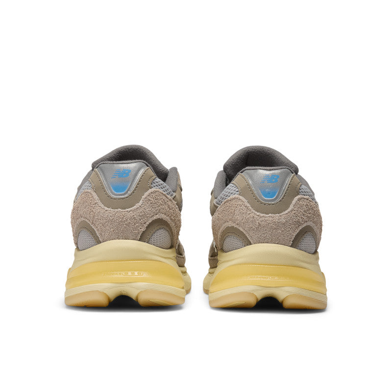 Unisex 2010 Grey Days