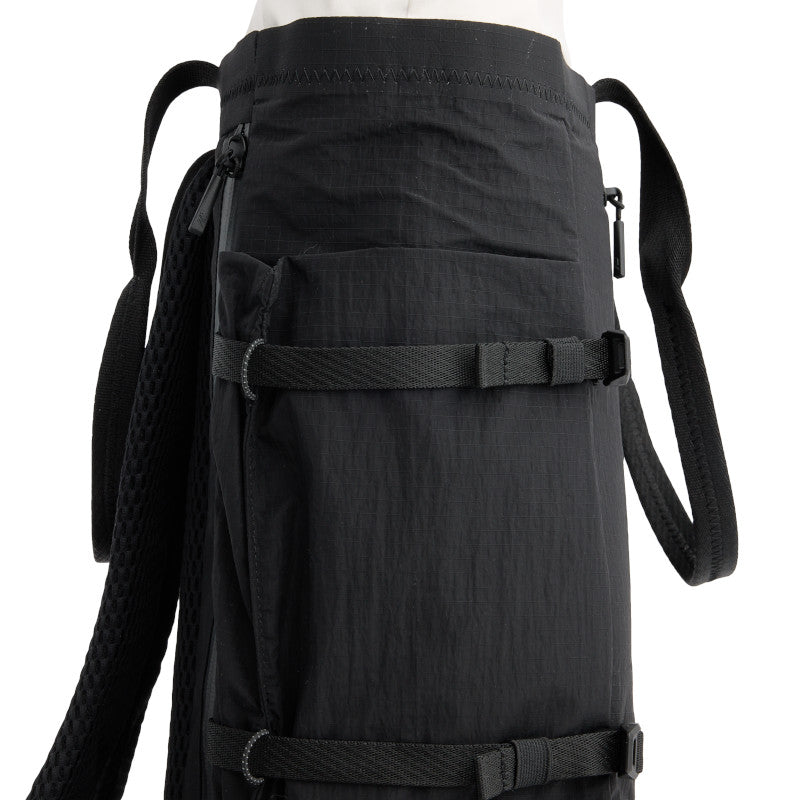 Unisex Track Tote Pack