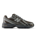 Unisex 740