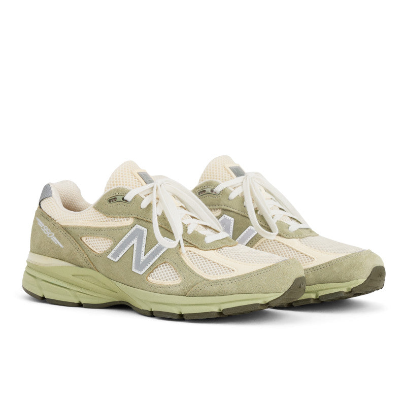Unisex Made In USA 990 V4
