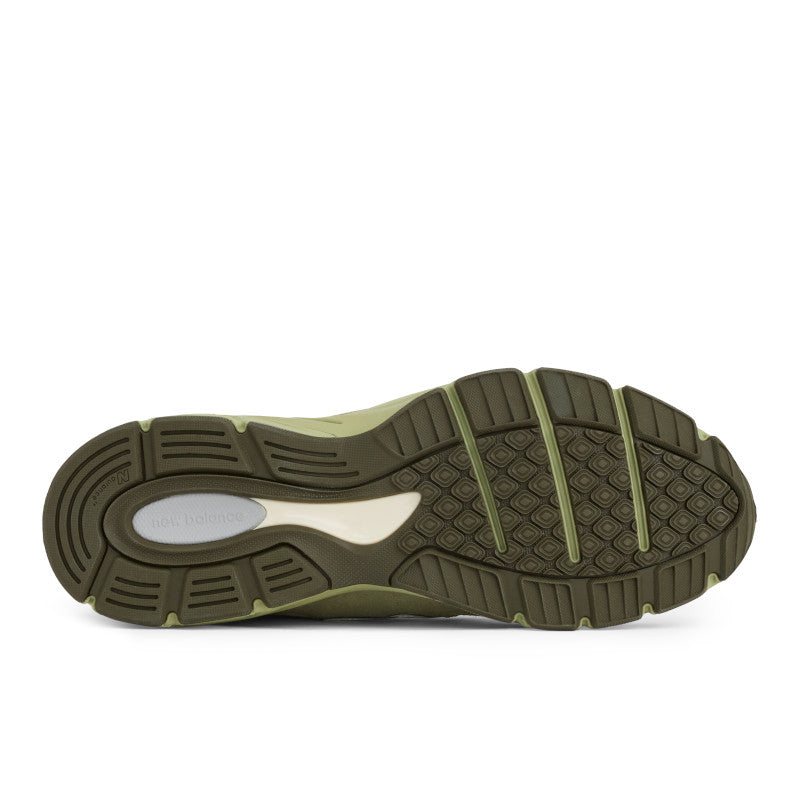 Unisex Made In USA 990 V4