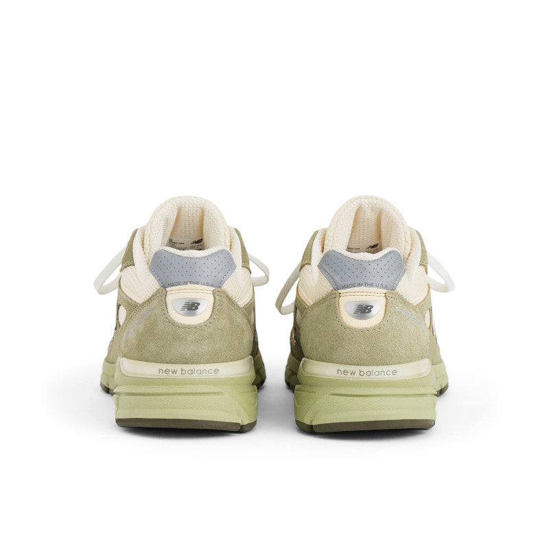 Unisex Made In USA 990 V4