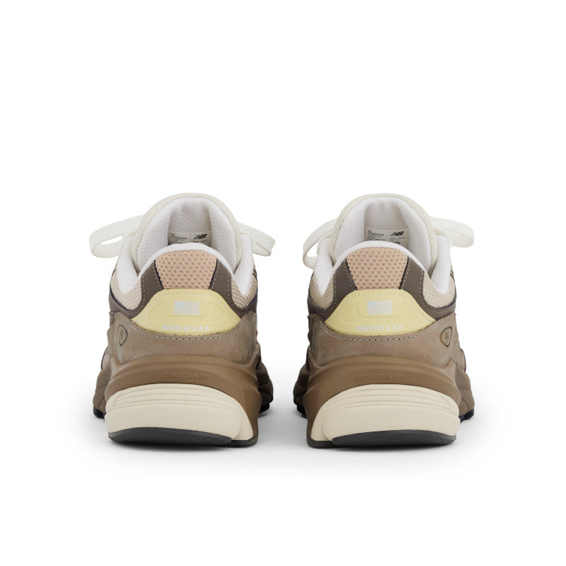 Unisex Made In USA 990 V6