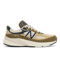 Unisex Made in USA 990 V6