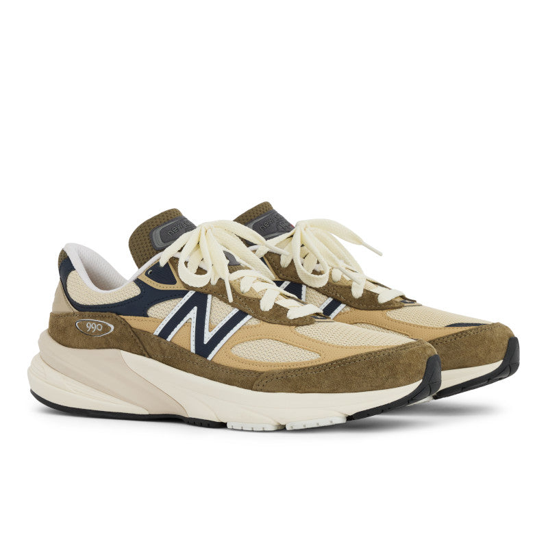 Unisex Made in USA 990 V6