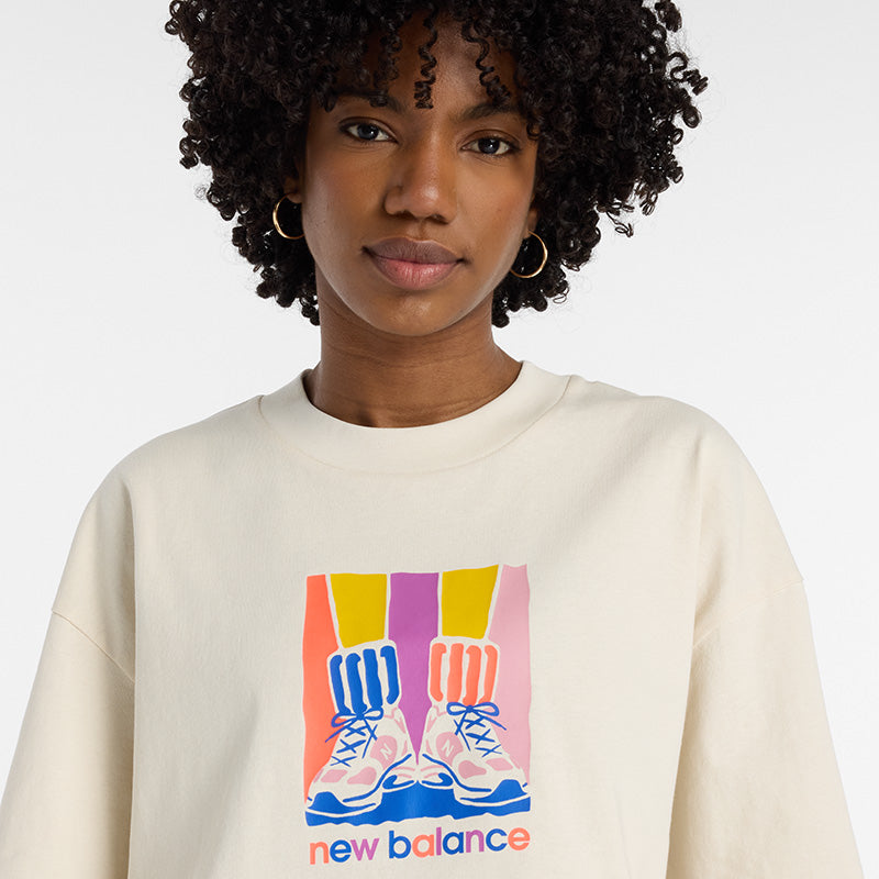 Women's Athletics Gradient Shoes T-Shirt